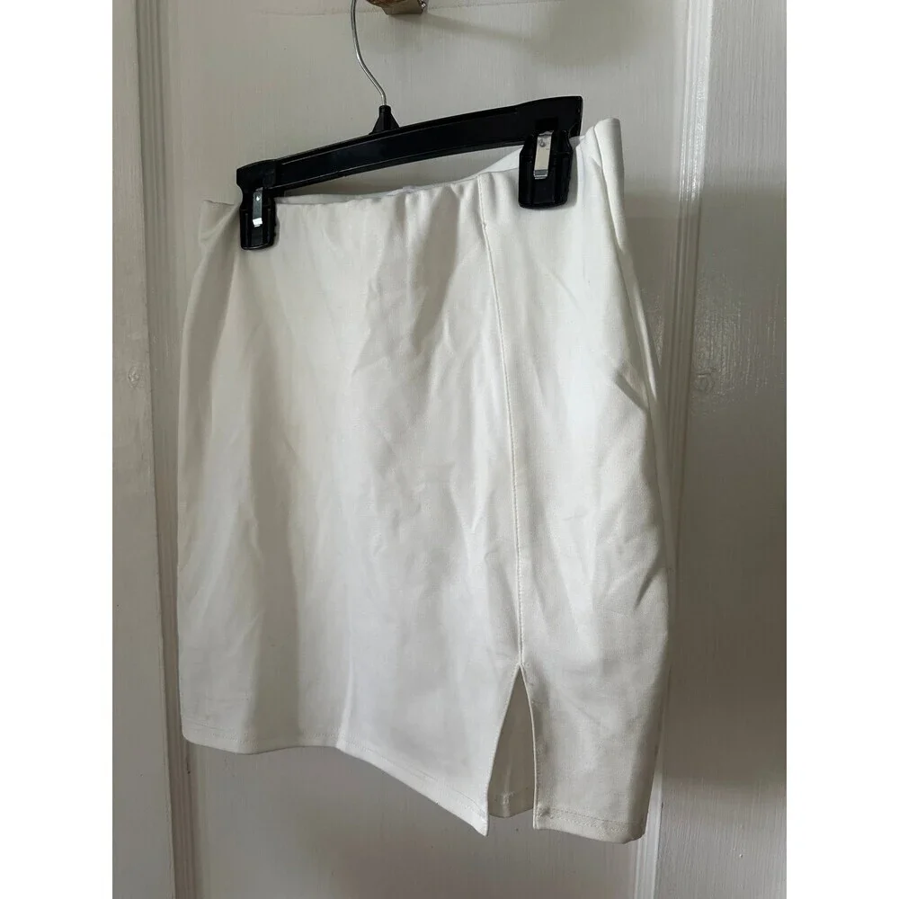 Canton Walker Women’s size x-small white skirt
